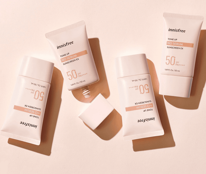Phiên bản Tone Up No Sebum Sunscreen EX SPF50+ PA++++ mang đến trải nghiệm nâng tông nhẹ nhàng cùng khả năng kiểm soát dầu hiệu quả