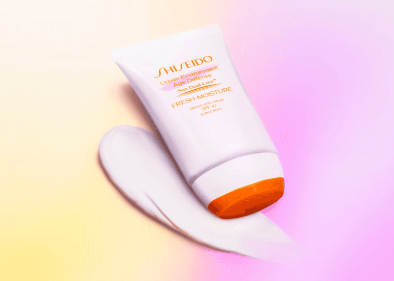 Urban Environment Fresh-Moisture Sunscreen Broad-Spectrum SPF 42 được thiết kế dành cho những người sống trong môi trường đô thị, cần sự nhẹ nhàng, thoáng mát và có độ ẩm vừa đủ cho da