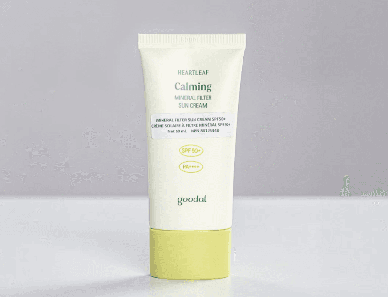  Goodal đã phát triển Heartleaf Calming Mineral Sun Cream SPF50+ PA++++ như một giải pháp chống nắng kết hợp làm đẹp cho làn da nhạy cảm