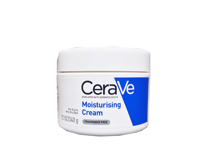Trong những ngày thời tiết lạnh, CeraVe Moisturizing Cream được xem là một trong những sản phẩm phục hồi hàng rào bảo vệ da kinh điển