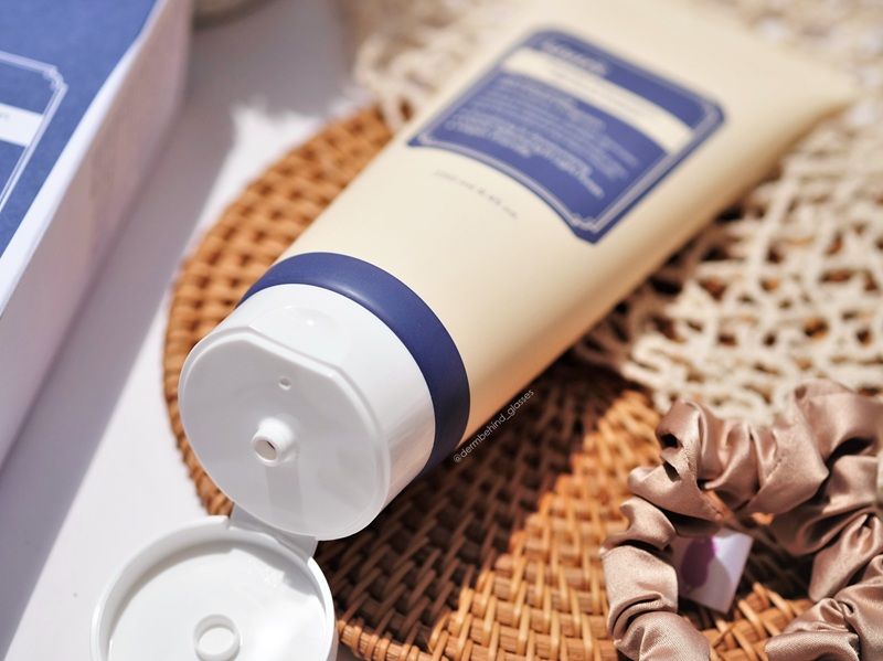 Klairs Supple Preparation All Over Lotion ghi điểm nhờ kết cấu lotion lỏng nhẹ, thấm nhanh, không nhờn dính