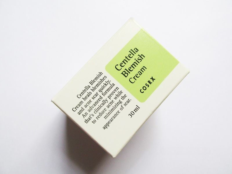 Kem dưỡng COSRX Centella Blemish Cream chứa các thành phần có khả năng cấp ẩm cho da