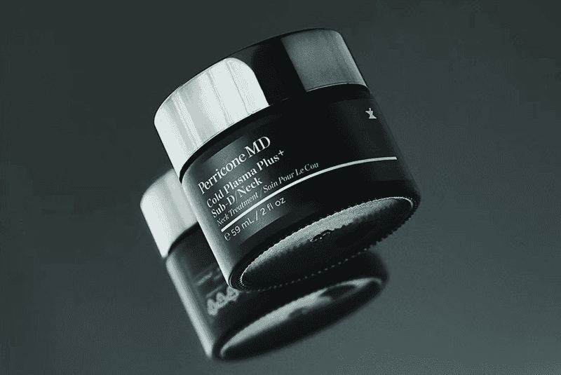 StriVectin TL Advanced Tightening Neck Cream Plus nổi bật với công thức nâng cấp