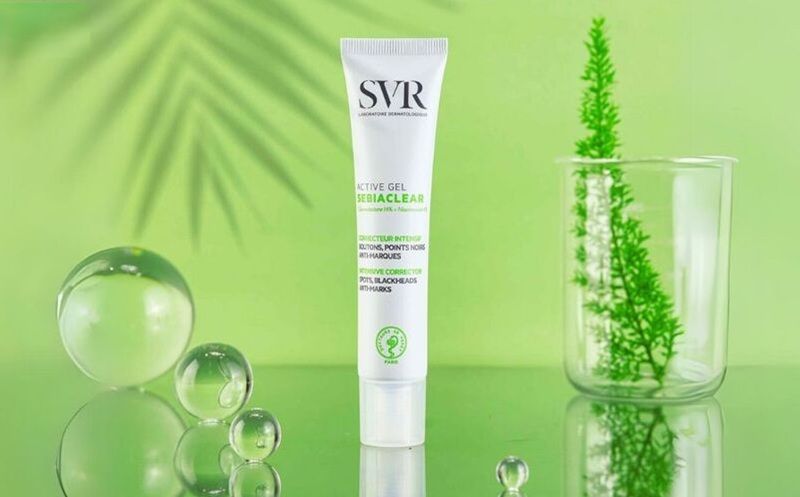 Kem dưỡng trắng da mặt cho da ngăm đen SVR Sebiaclear Active Gel