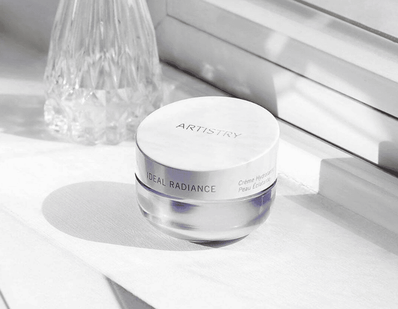 Forencos đã phát triển Peptide Redensifying Intensive Cream với công thức kết hợp nhiều loại peptide cùng ceramide, cholesterol và acid béo