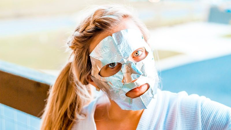 Estée Lauder Advanced Night Repair Concentrated Recovery PowerFoil Mask có khả năng dưỡng da nhanh chóng, tái tạo và bảo vệ làn da khỏi những tác hại từ môi trường