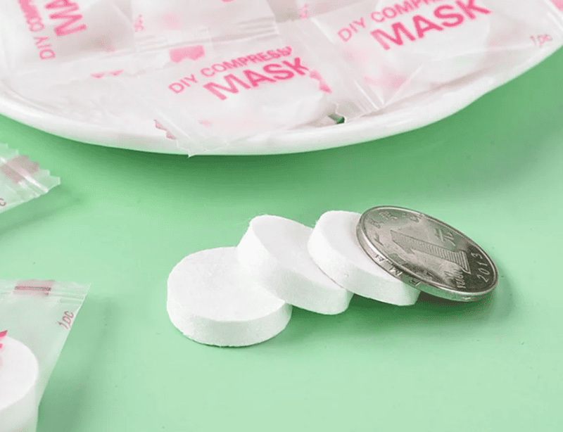 Việc sử dụng mặt nạ giấy khô cần có tần suất hợp lý để da hấp thụ dưỡng chất vừa đủ, ngăn chặn tình trạng gây bí tắc hay kích ứng cho da