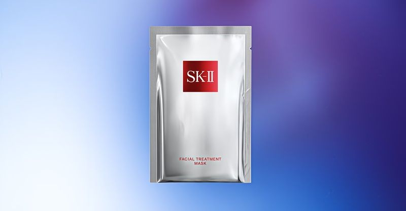 Khi bạn tìm kiếm sản phẩm mặt nạ chất lượng cao để cải thiện làn da một cách toàn diện, mặt nạ SK-II Facial Treatment Mask chính là cái tên dành cho bạn