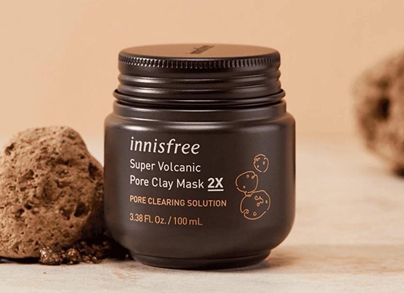 Innisfree Super Volcanic Pore Clay Mask 2X được cải tiến với công thức chứa tro núi lửa Jeju thế hệ mới