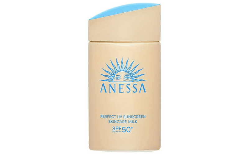 Skincare Milk SPF50+ PA++++ được phát triển đặc biệt cho da nhạy cảm, da dầu và da hỗn hợp vào mùa hè