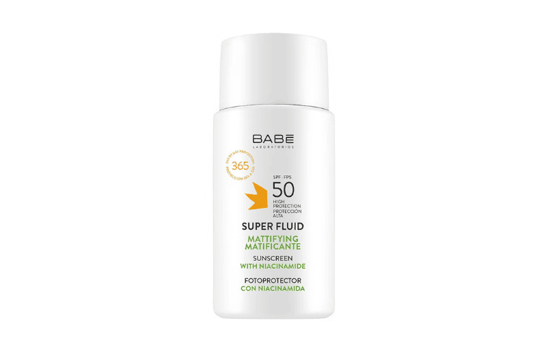 BABÉ Super Fluid Mattifying Sunscreen SPF50 là kem chống nắng đến từ Tây Ban Nha, được các bác sĩ da liễu khuyên dùng