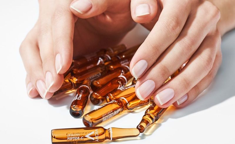 Dòng Liftactiv Specialist Peptide-C là sự kết hợp giữa vitamin C tinh khiết cùng peptide, tạo nên một công thức chống lão hóa toàn diện