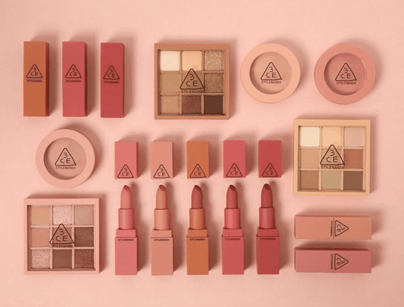 3CE phù hợp với những ai xem trang điểm là một phần của thời trang và muốn thể hiện cá tính của mình