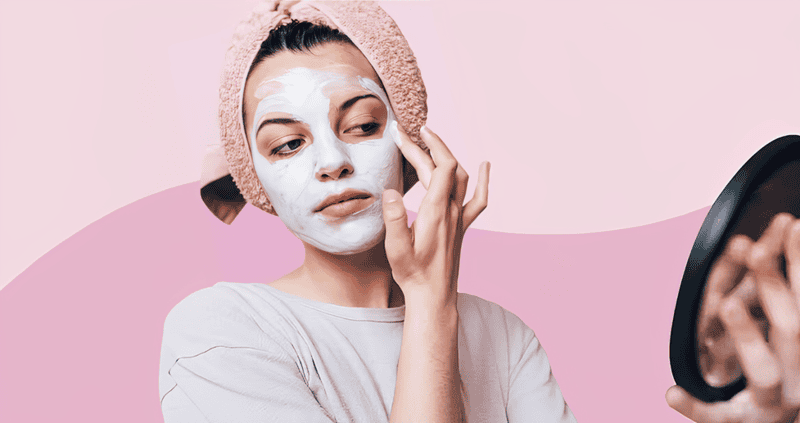 Thời gian lý tưởng để đắp mặt nạ đất sét là từ 10 đến 15 phút, và tuyệt đối không để quá 20 phút