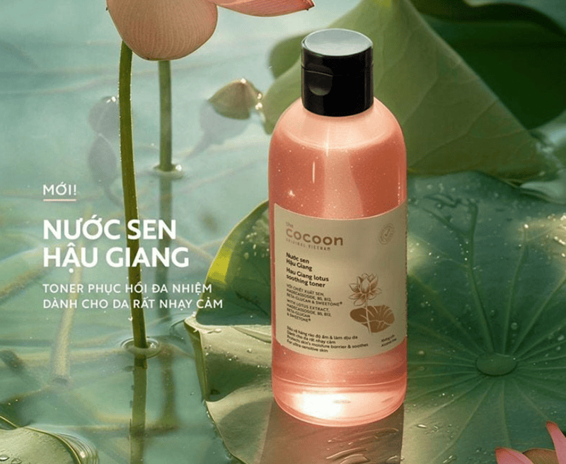 Khai thác nguyên liệu sen địa phương kết hợp hoạt chất nghiên cứu hiện đại, dòng toner sen của Cocoon hướng tới trải nghiệm dịu nhẹ an toàn cho làn da nhạy cảm