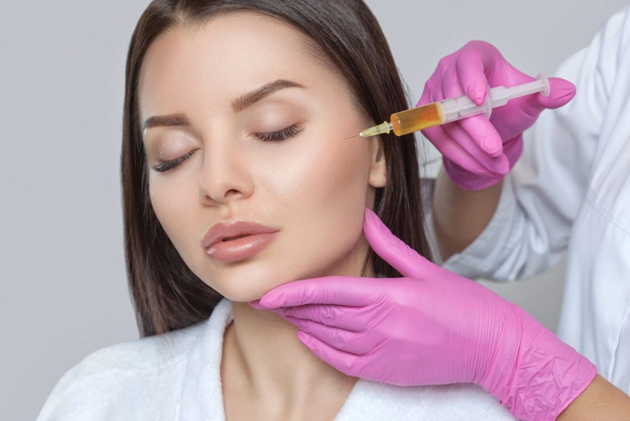 Đưa PRF vào vùng đích bằng cách tiêm (thẩm mỹ)