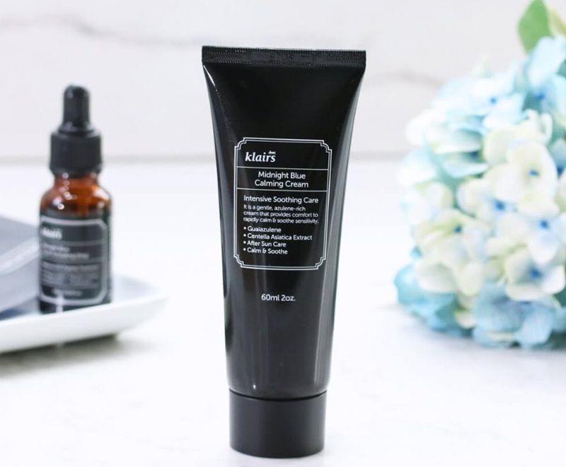 Midnight Blue Calming Cream là dòng kem đặc trị nổi bật của Klairs, có khả năng làm dịu rõ rệt