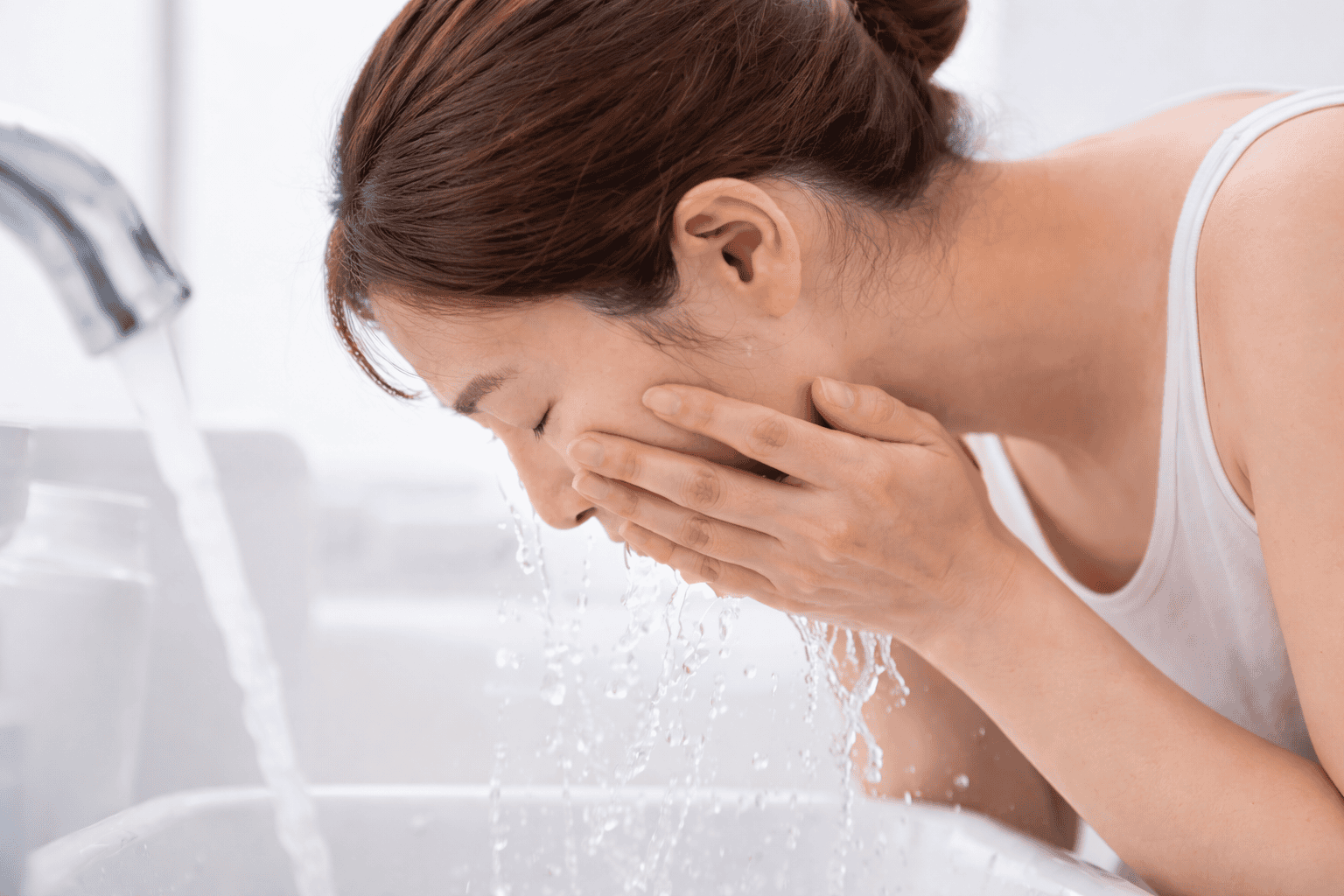 rửa mặt bằng yến mạch bị lên mụn hình 4.png