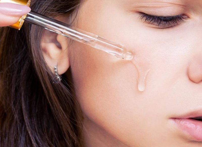 Nếu Da Đang Trong Giai Đoạn Đẩy Mụn (Purging)