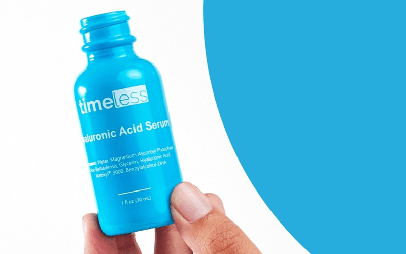 Serum Timeless Hyaluronic Acid với công thức chứa 1% HA tinh khiết, có khả năng dưỡng ẩm sâu và hỗ trợ duy trì độ đàn hồi cho da