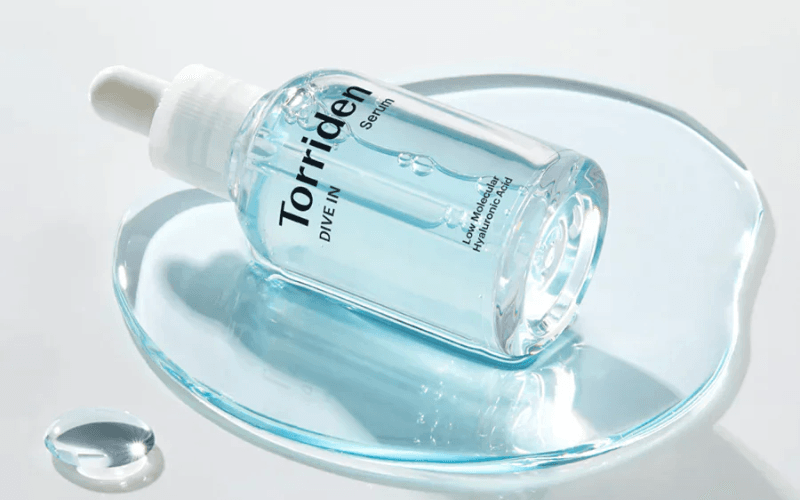 Torriden Dive-In Low Molecular HA Serum là lựa chọn lý tưởng cho làn da tuổi dậy thì cần cấp ẩm mà vẫn giữ được độ nhẹ nhàng và lành tính