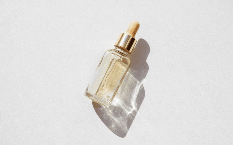 công dụng quan trọng nhất của serum collagen là hỗ trợ làm chậm các dấu hiệu lão hóa