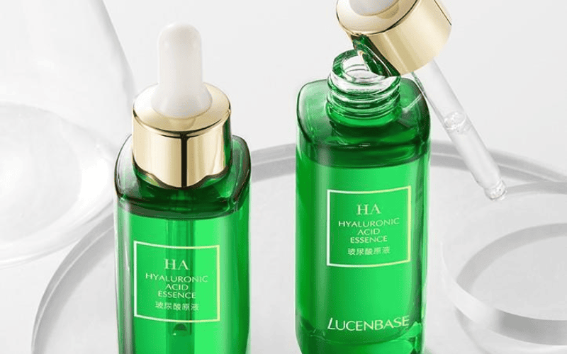 Lucenbase Hyaluronic Acid Essence là serum ngon, bổ rẻ tới từ Trung Quốc