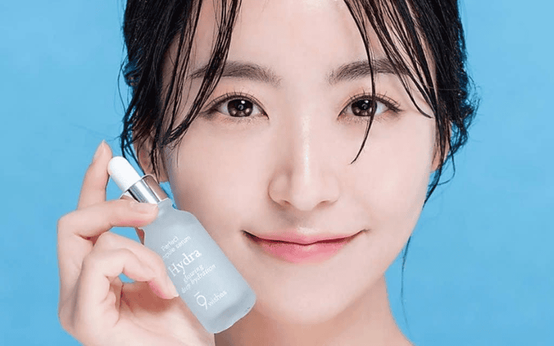 Hydra Skin Ampule II là dòng serum cấp ẩm tốt nhất hiện nay nổi bật với thành phần nước băng tinh khiết (glacier water) giàu khoáng chất
