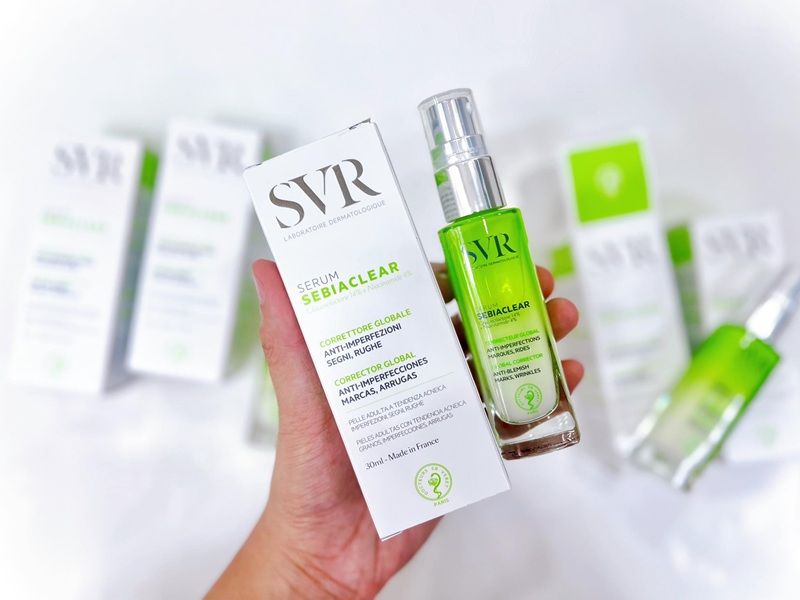 SVR Sebiaclear Serum là sản phẩm trị mụn kiêm phục hồi da được đánh giá cao nhờ bảng thành phần mạnh mẽ