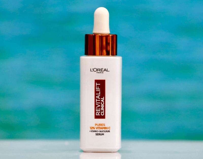 L’Oreal Revitalift 12% Pure Vitamin C Serum là sản phẩm nổi bật trong phân khúc tầm trung