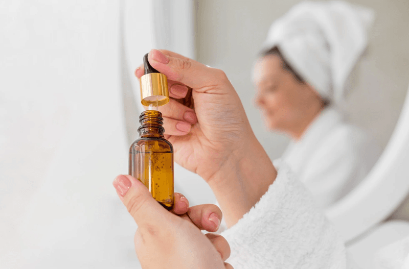 Serum Vitamin C giữ cho da luôn mềm mại, khỏe khoắn để chống chọi với các tác nhân bên ngoài