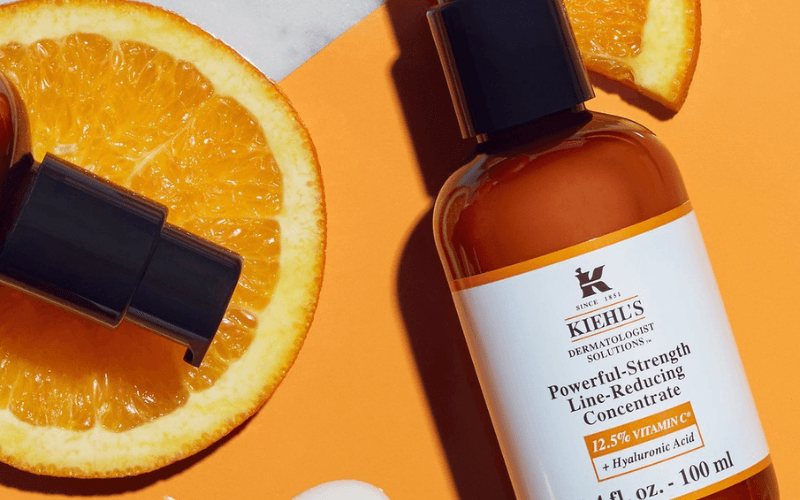  Serum Vitamin C Kiehl's Powerful-Strength Line-Reducing Concentrate là sản phẩm lý tưởng cho làn da có dấu hiệu tuổi tác, đặc biệt phù hợp với những ai muốn làm đều màu da