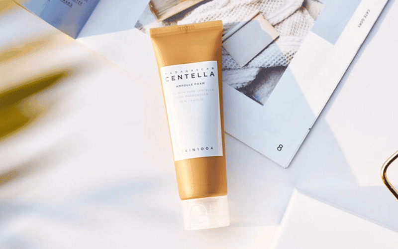 Sữa rửa mặt Skin1004 Madagascar Centella Ampoule Foam cho da hỗn hợp và da nhạy cảm