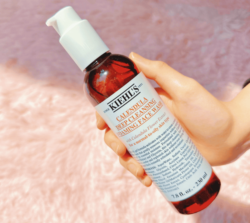 Khi nhắc đến sữa rửa mặt thảo dược cao cấp được tin dùng trên toàn cầu, Kiehl's Calendula Deep Cleansing Foaming Face Wash luôn là cái tên nổi bật