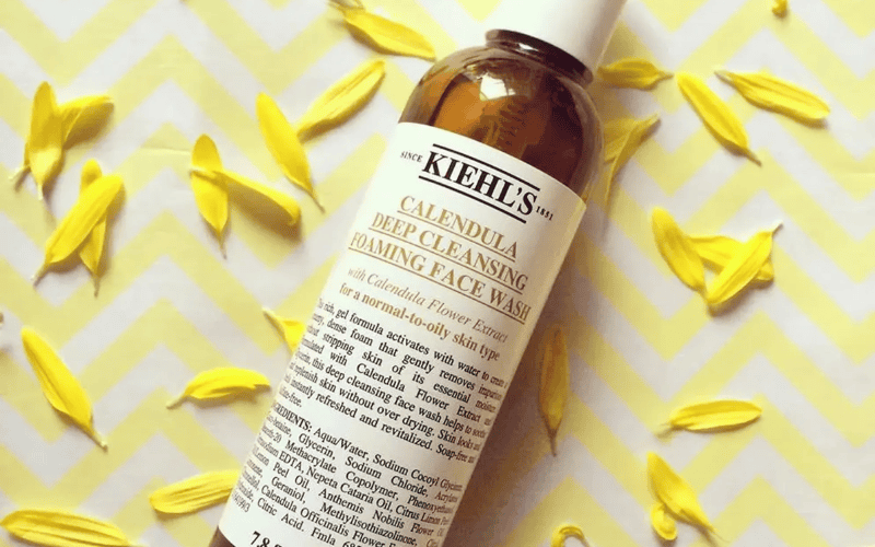 Sữa rửa mặt thiên nhiên Kiehl's hoa cúc