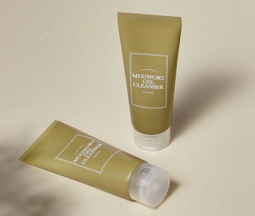 I'm From Mugwort Gel Cleanser là sản phẩm đến từ Hàn Quốc, nổi bật với triết lý sử dụng các thành phần tự nhiên tinh khiết