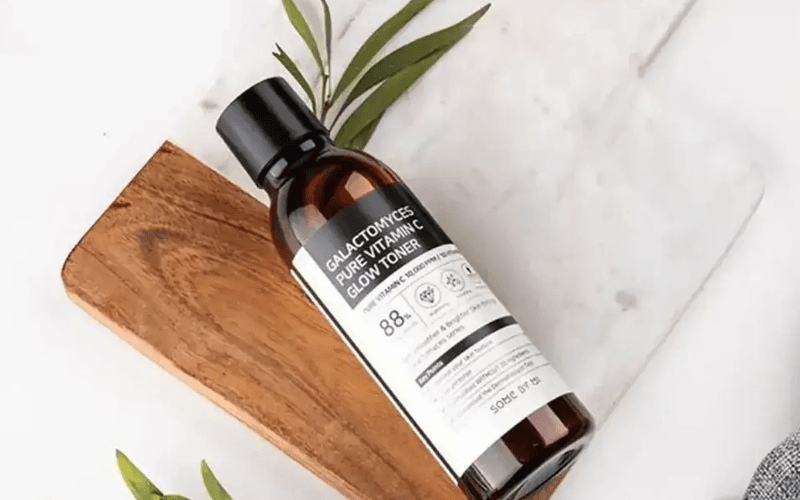 Some By Mi Galactomyces Pure Vitamin C Glow Toner là sự lựa chọn lý tưởng cho những ai muốn cải thiện làn da xỉn màu, có thâm mụn hoặc đốm nâu